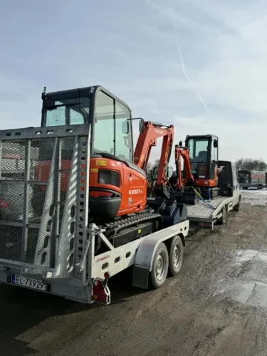 MINIKOPARKA KUBOTA KX027