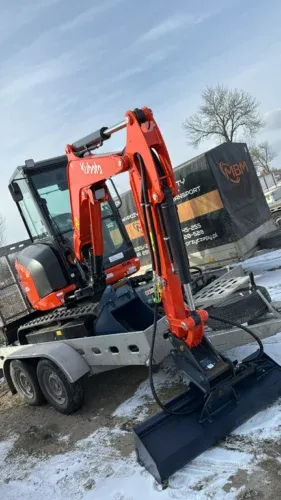 MINIKOPARKA KUBOTA KX027