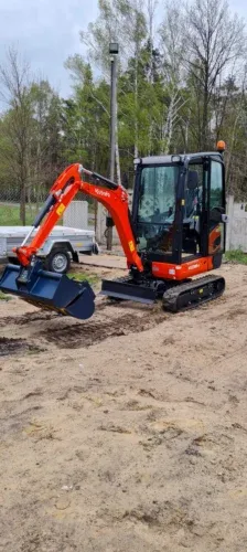 MINIKOPARKA KUBOTA KX018-4