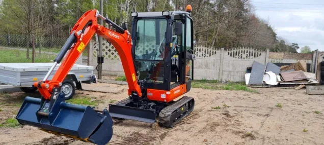 MINIKOPARKA KUBOTA KX018-4