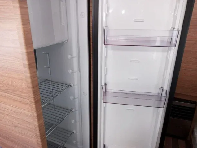 Przyczepa kempingowa WEINSBERG 550 QDK