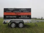 Przyczepa lekka 4>